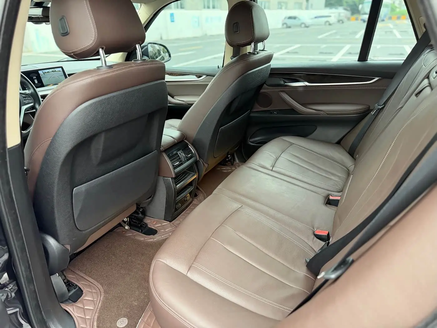 BMW X5 2018 — Şəkil 7/11