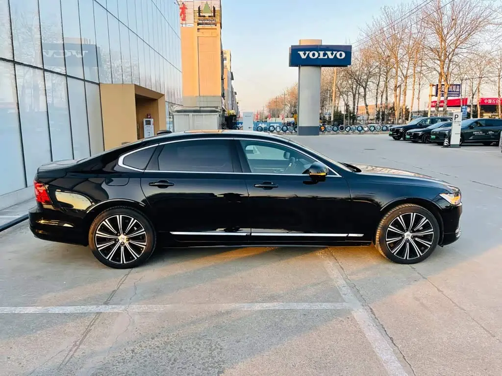 Volvo S90 2024 — Photo 5/15