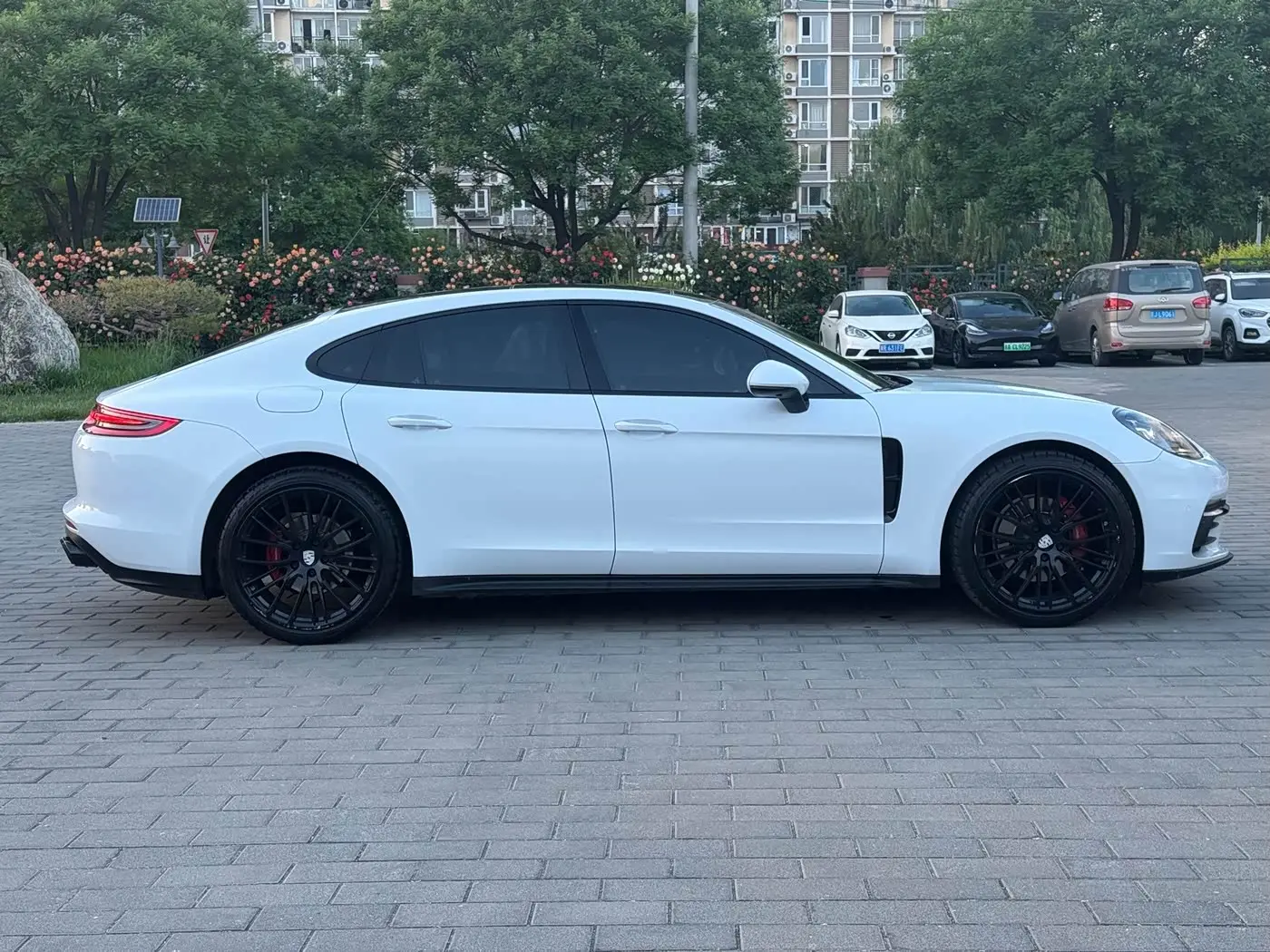 Porsche Panamera 2019 — Şəkil 8/19