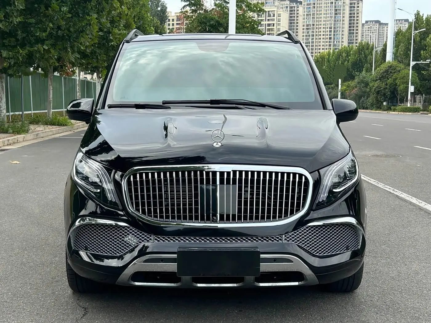 Mercedes-Benz Vito 2023 — Photo 2/20