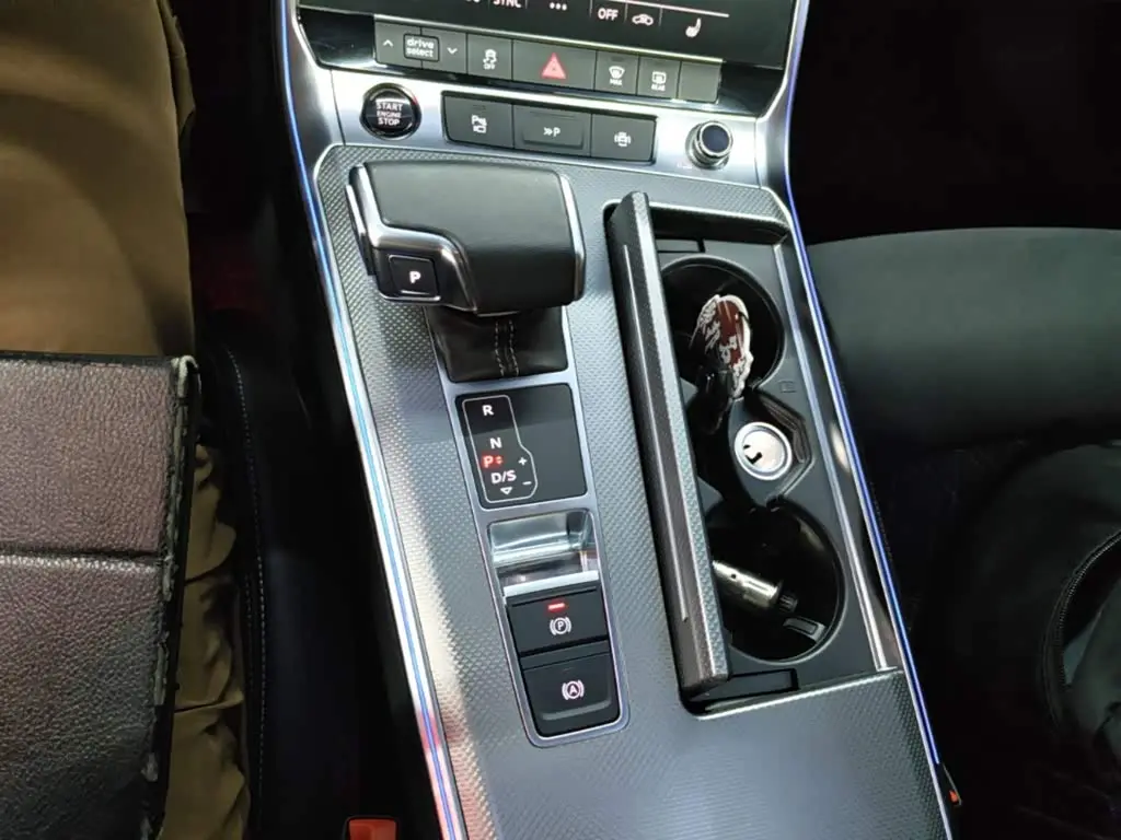 Audi A7L 2024 — Photo 14/20