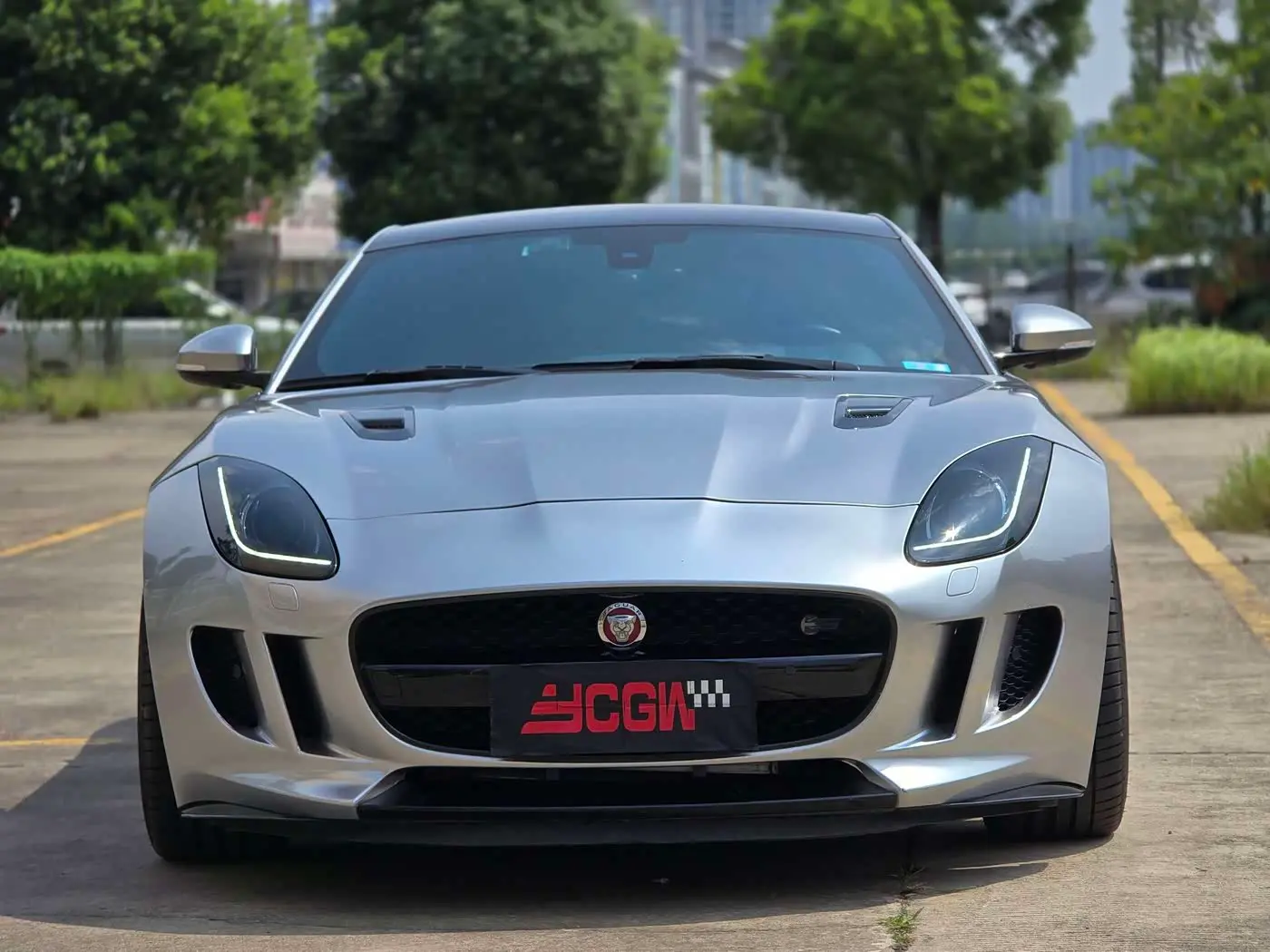 Jaguar F-TYPE 2017 — Фото 2/15