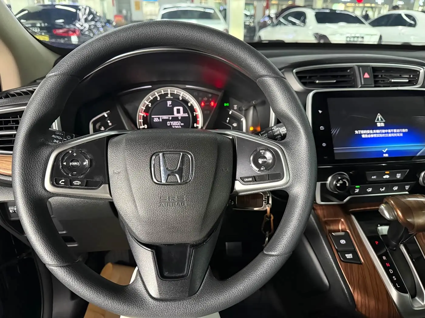 Honda CR-V 2019 — ფოტო 13/15