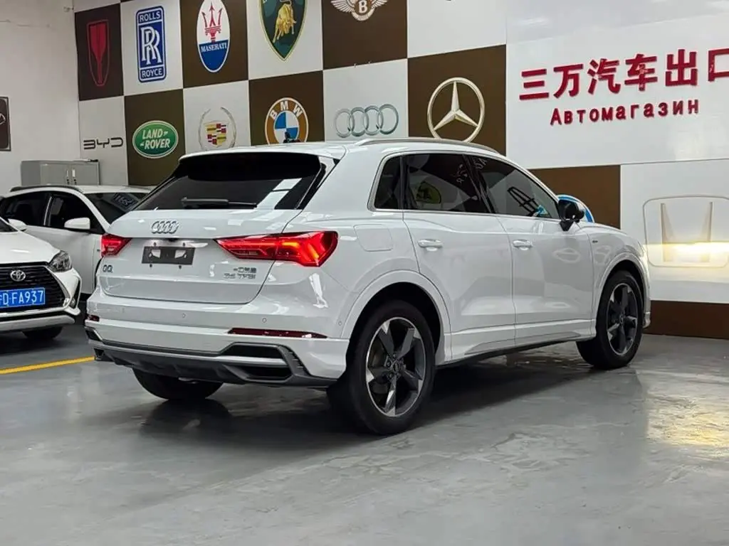 Audi Q3 2022 — Фото 6/20
