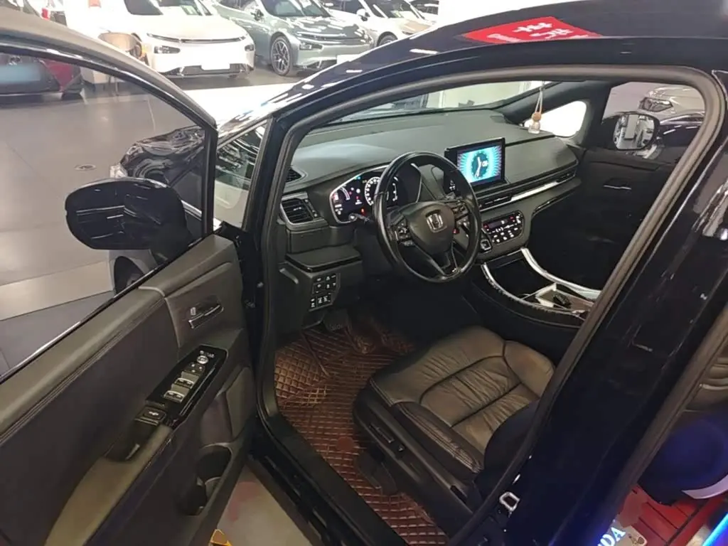 Honda Odyssey 2023 — Фото 16/20
