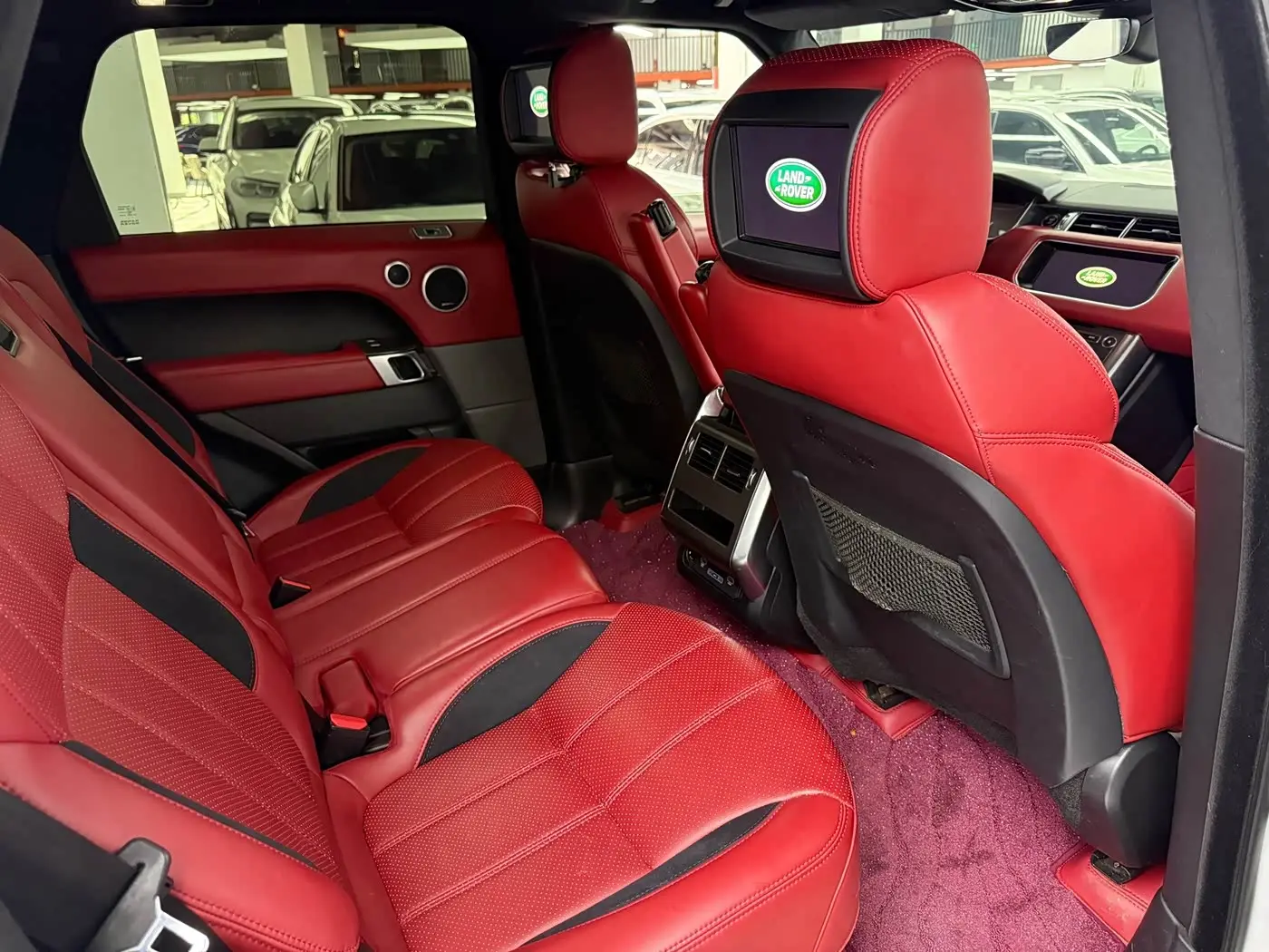 Land Rover Range Rover Sport 2017 — Фото 11/14