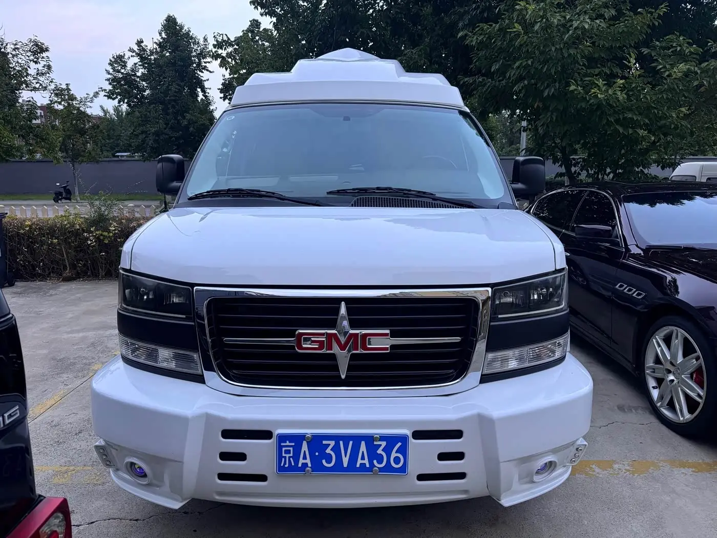GMC Savana 2019 — Фото 1/20