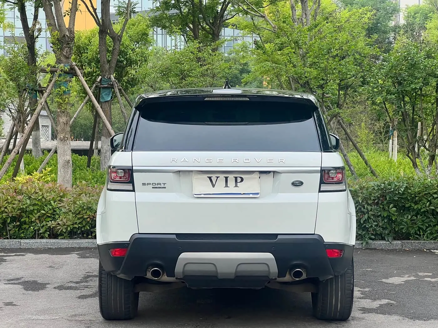 Land Rover Range Rover Sport 2017 — Photo 5/16