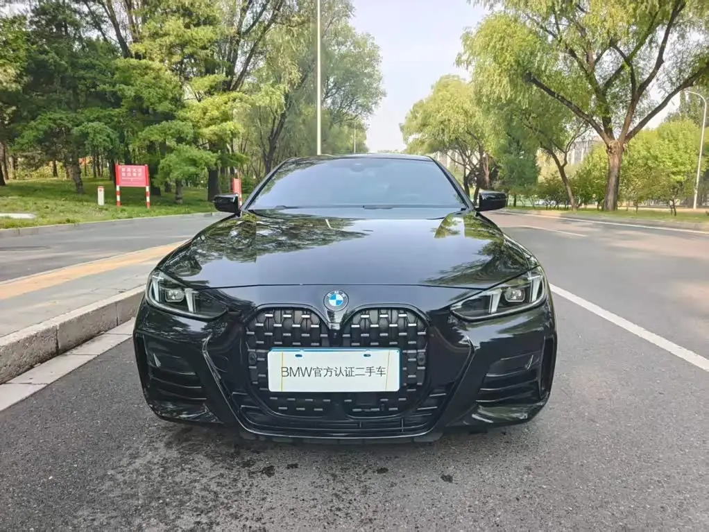 BMW 4 Series 2025 — Фото 2/15