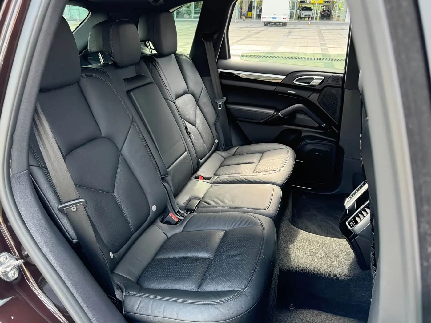 Porsche Cayenne 2016 — Şəkil 9/13