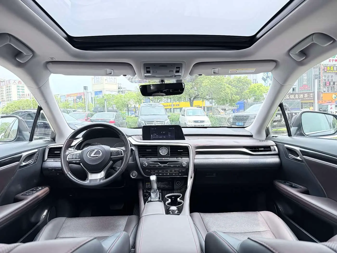Lexus RX 2018 — Şəkil 9/20