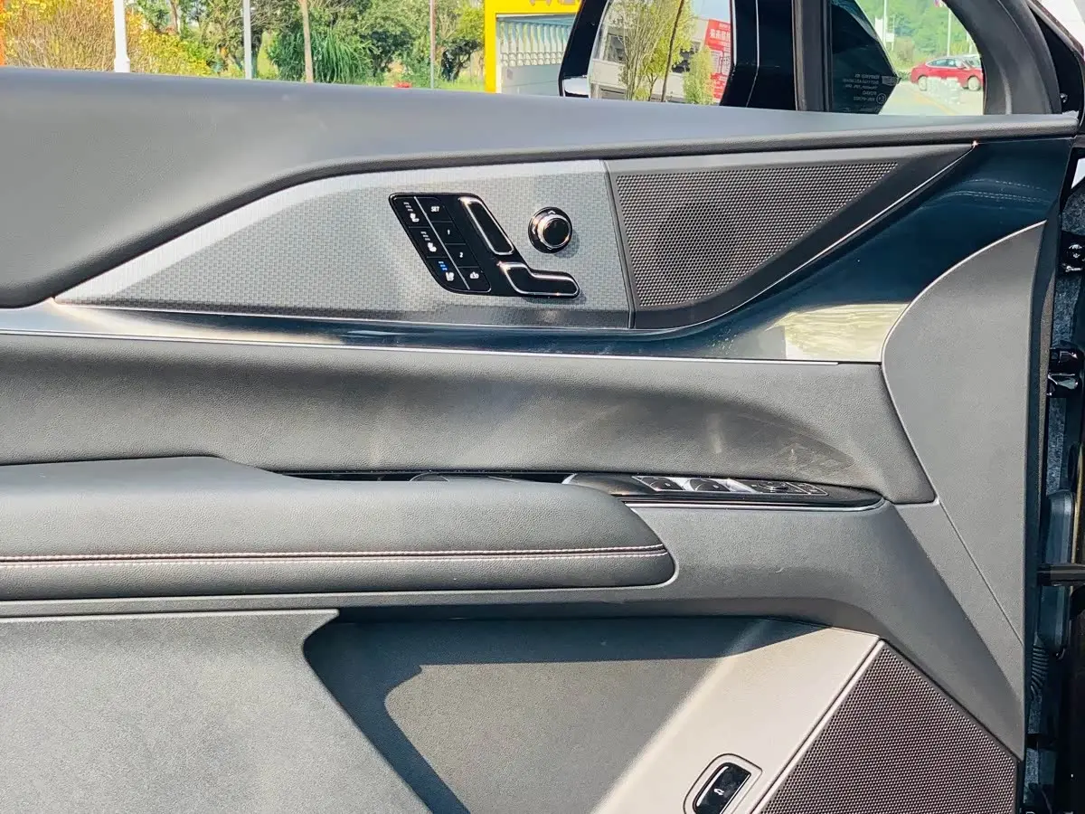 Cadillac XT5 2026 — Şəkil 13/20