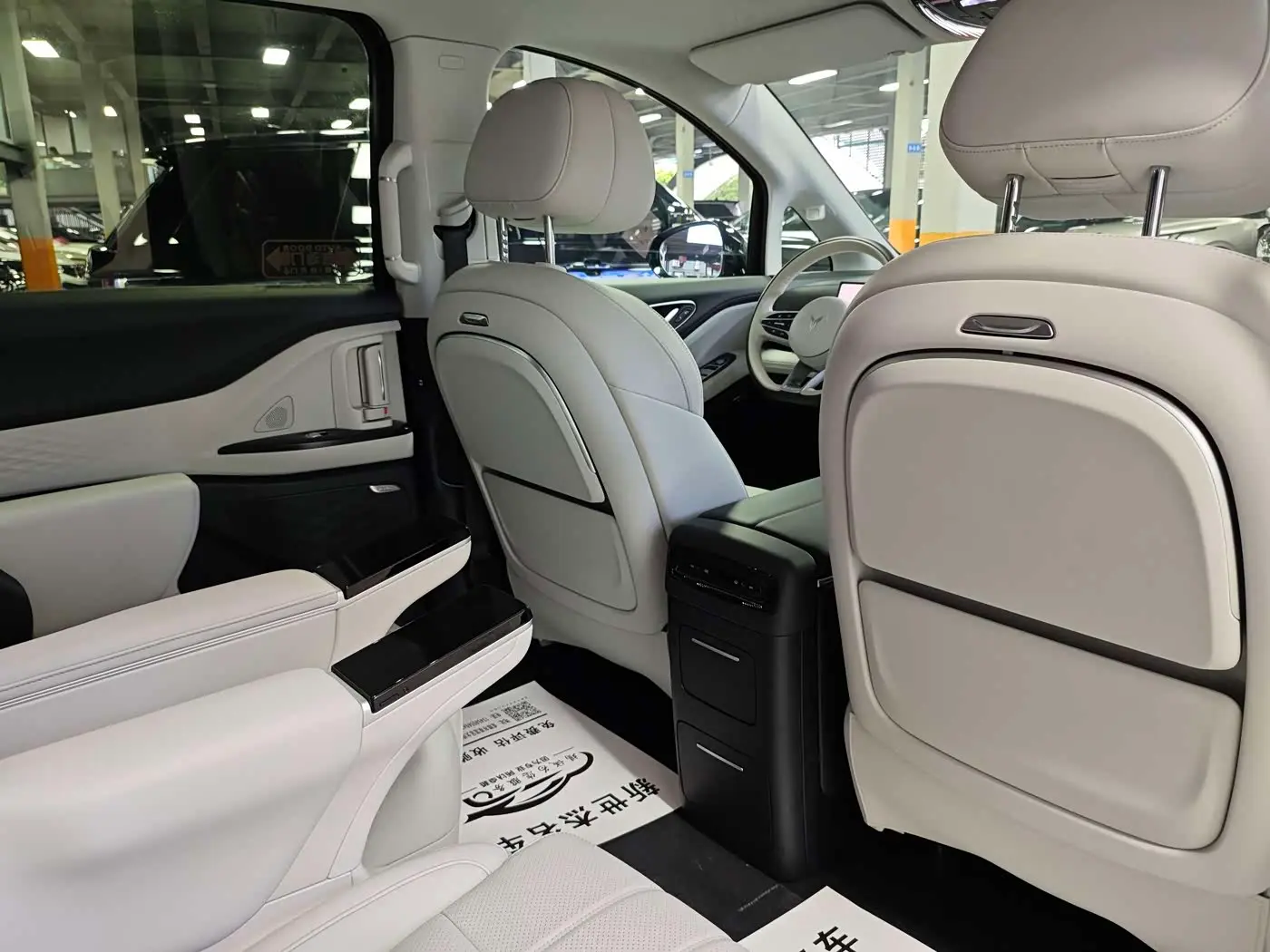 Voyah Auto Voyah Dreamer 2026 — Photo 8/18
