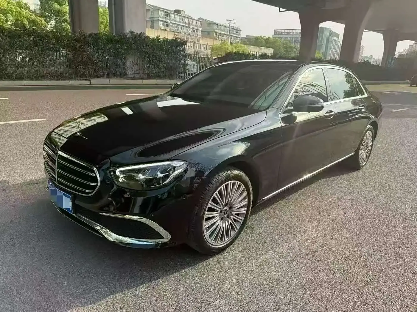 Mercedes-Benz E-Class 2023 — Şəkil 2/9