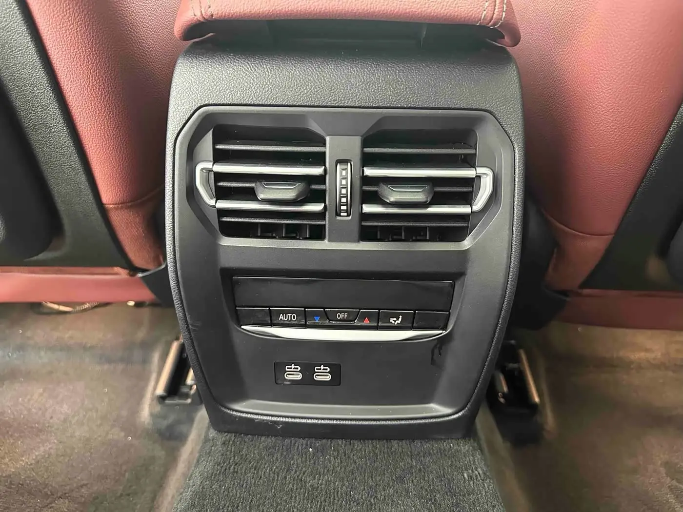 BMW 3 Series 2022 — Photo 13/19