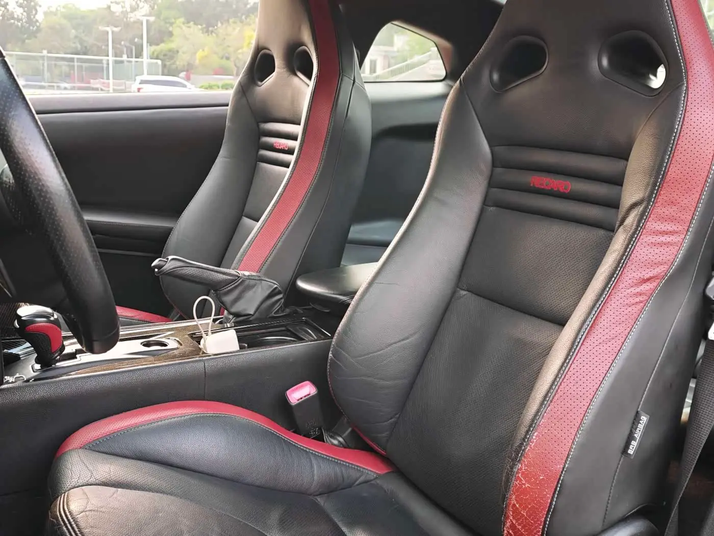 Nissan GT-R 2012 — Photo 13/18