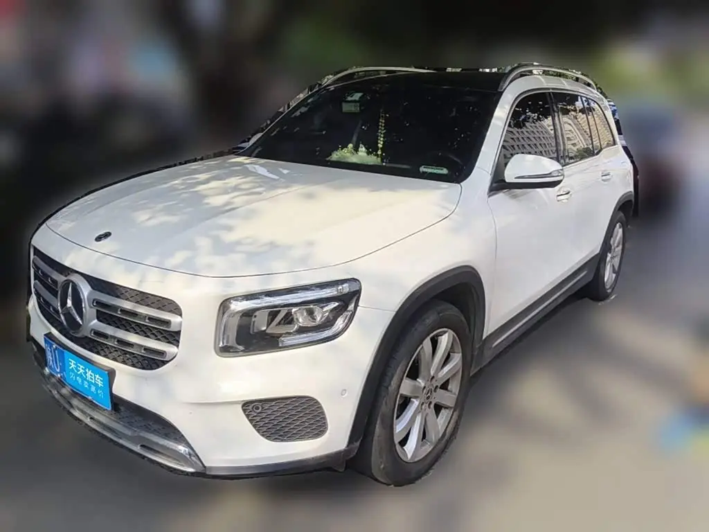 Mercedes-Benz GLB 2020 — Фото 1/13