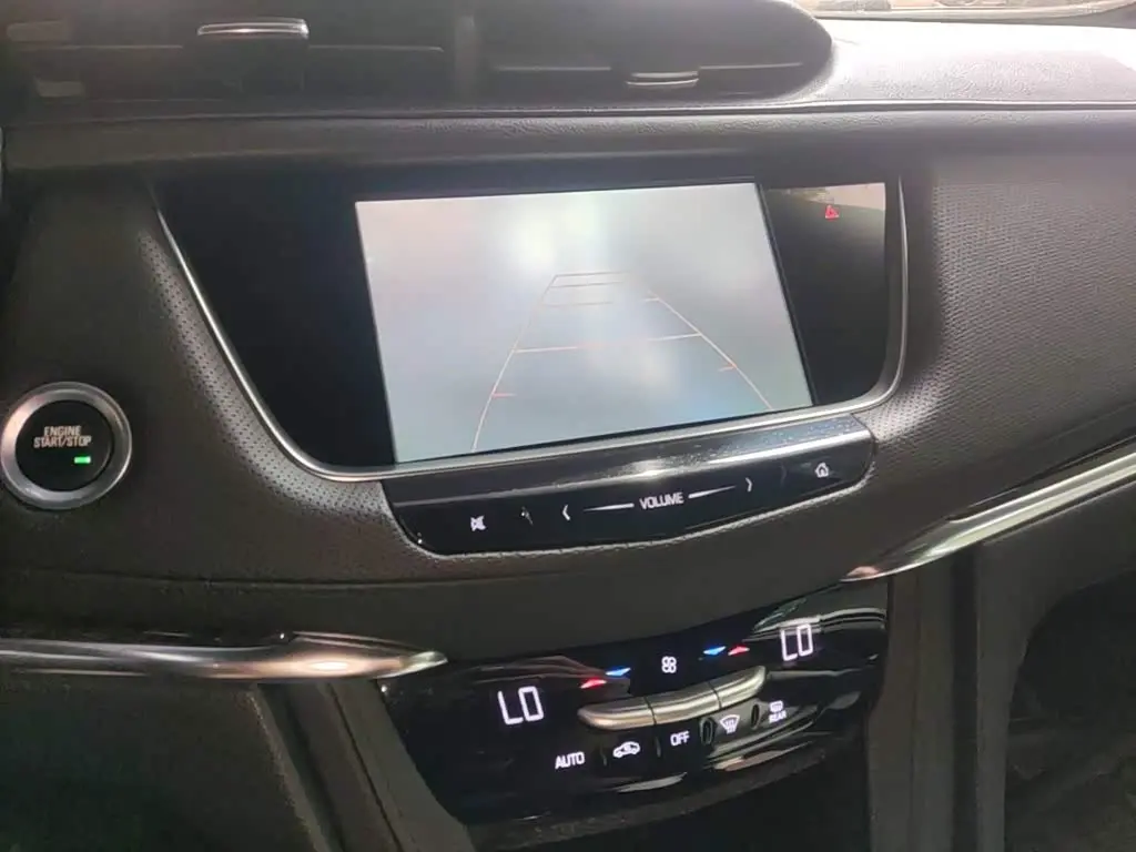 Cadillac XT5 2018 — Фото 13/20