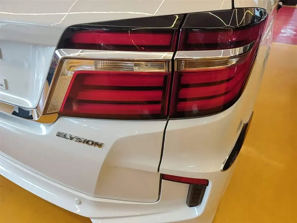 Honda Elysion 2017 — Şəkil 8/20