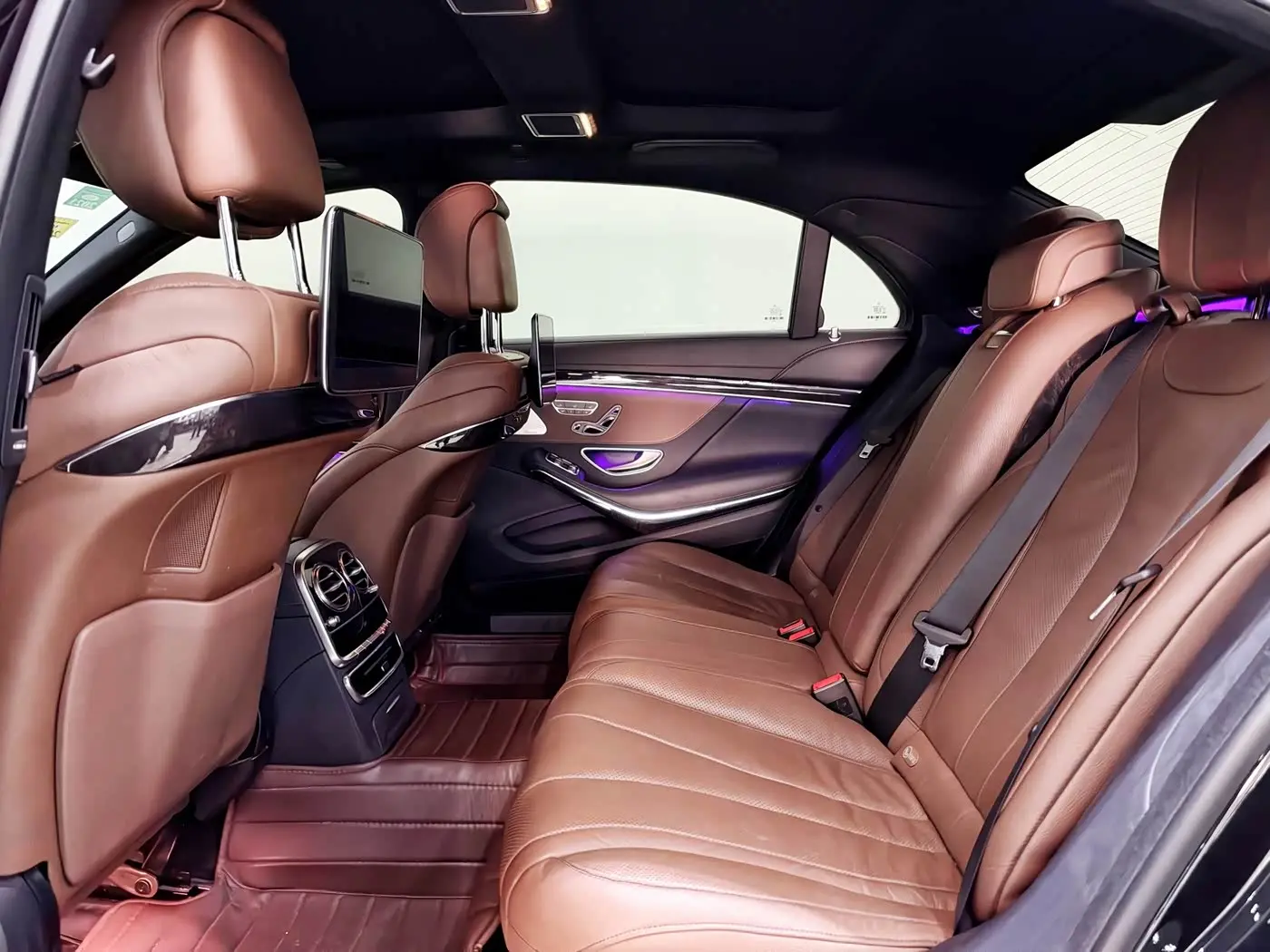 Mercedes-Benz S-Class 2019 — Фото 9/13