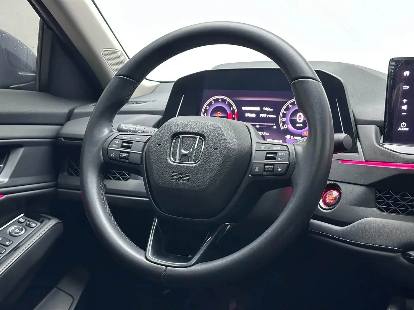 Honda Accord 2024 — Photo 8/15