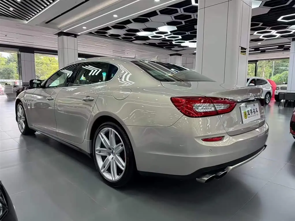 Maserati Quattroporte 2014 — Şəkil 6/10