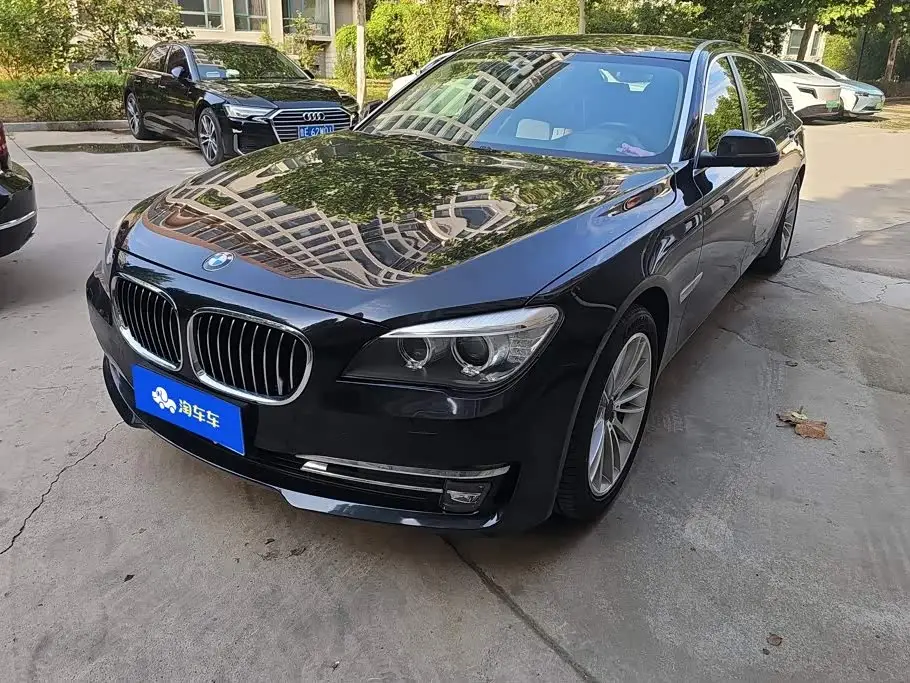 BMW 7 Series, 2015