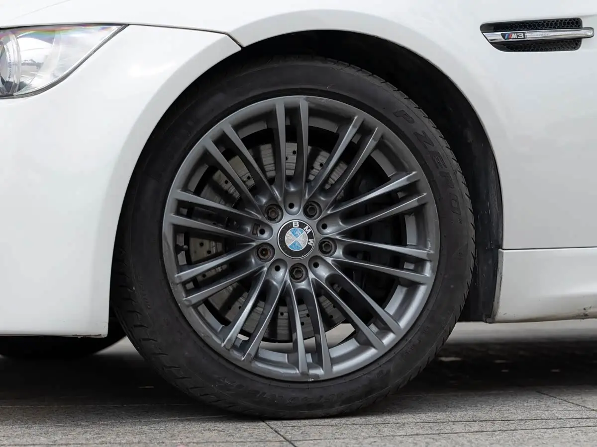 BMW M3 2010 — Photo 5/20