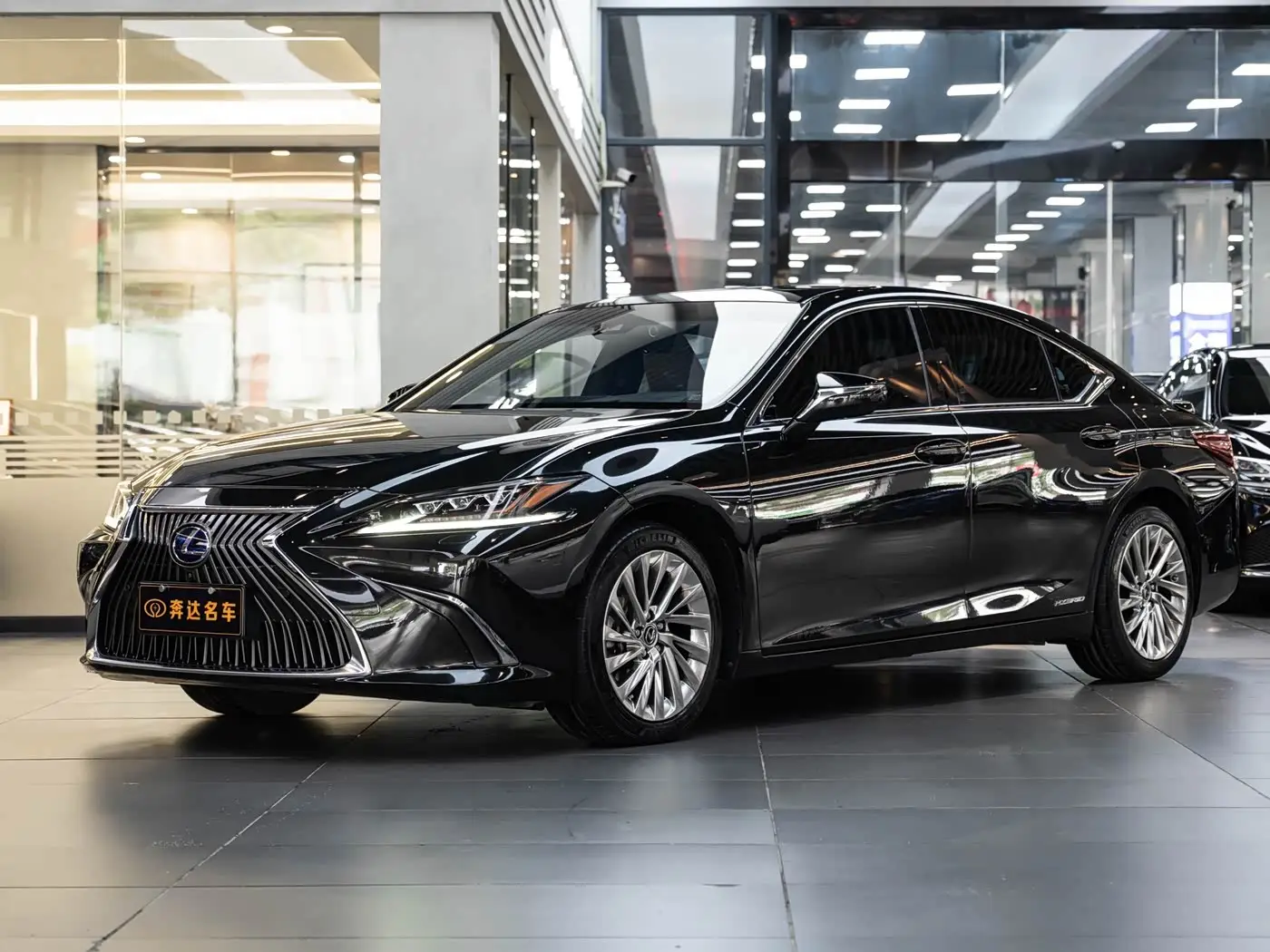Lexus ES, 2020