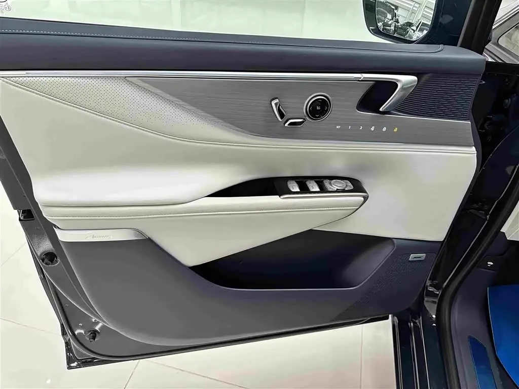 Buick GL8 New Energy 2025 — Şəkil 6/19