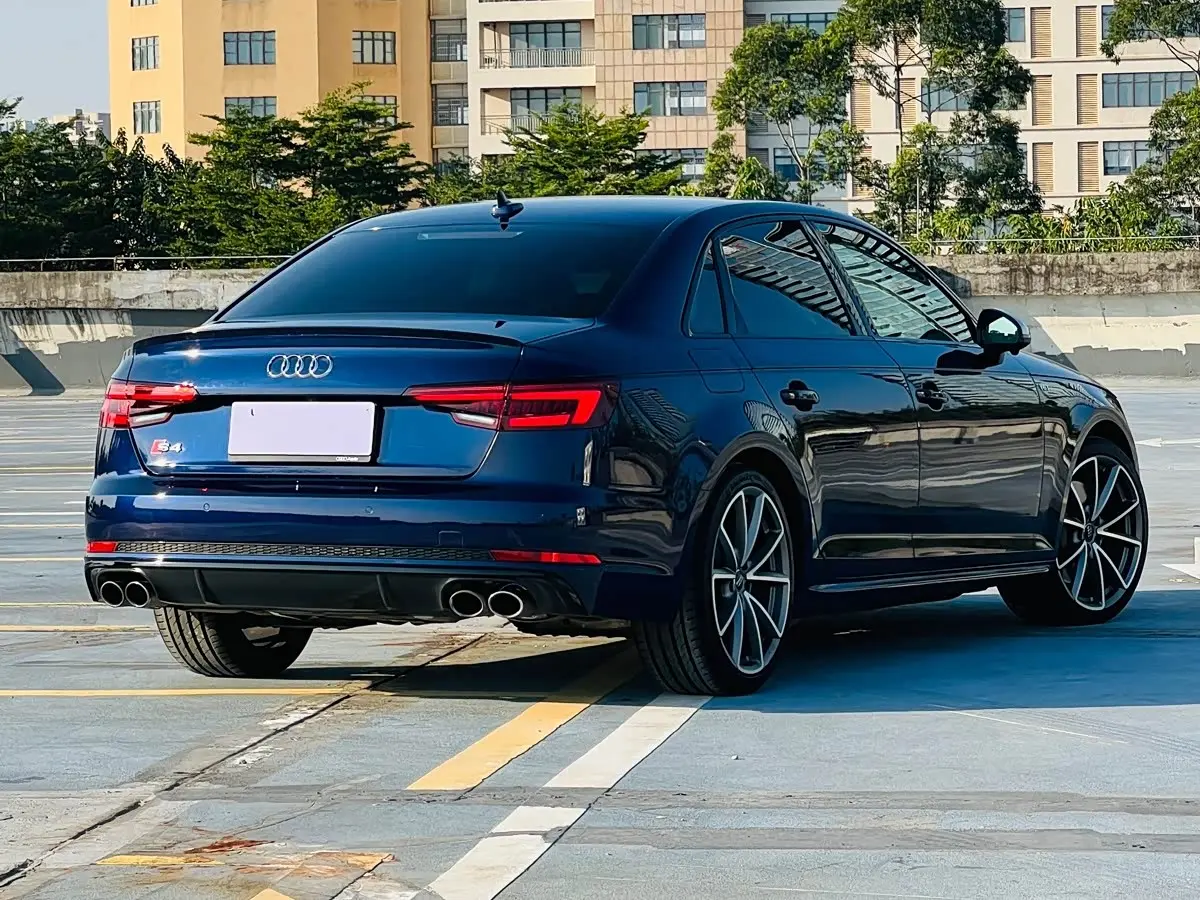 Audi S4 2018 — Фото 5/20