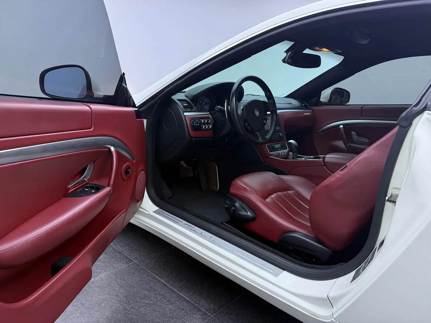 Maserati GranTurismo 2012 — Photo 8/12