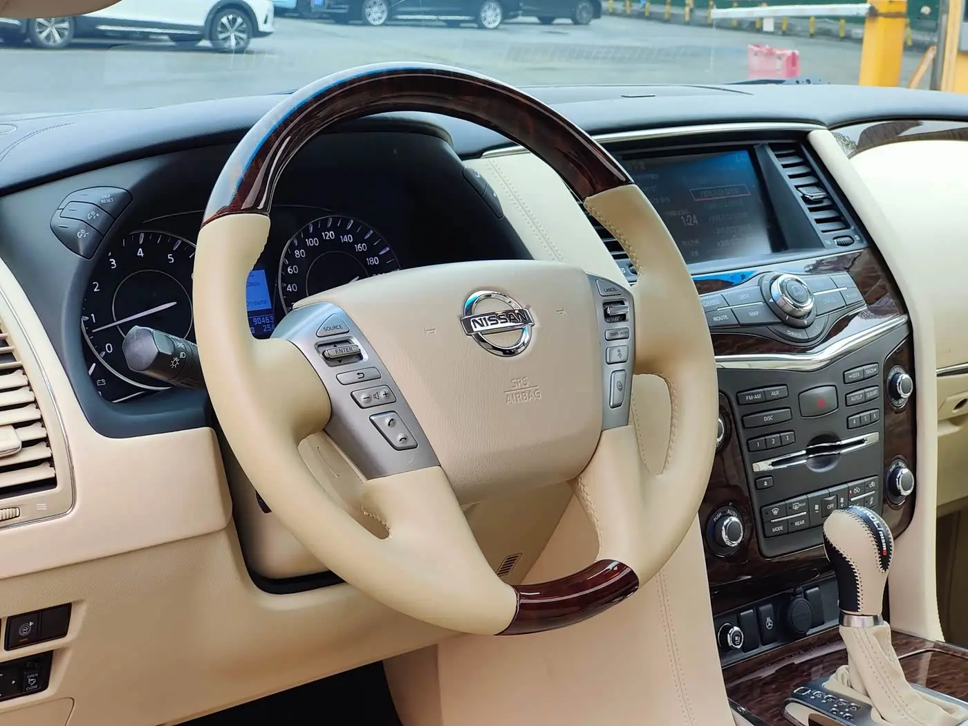 Nissan Patrol 2013 — Şəkil 13/17