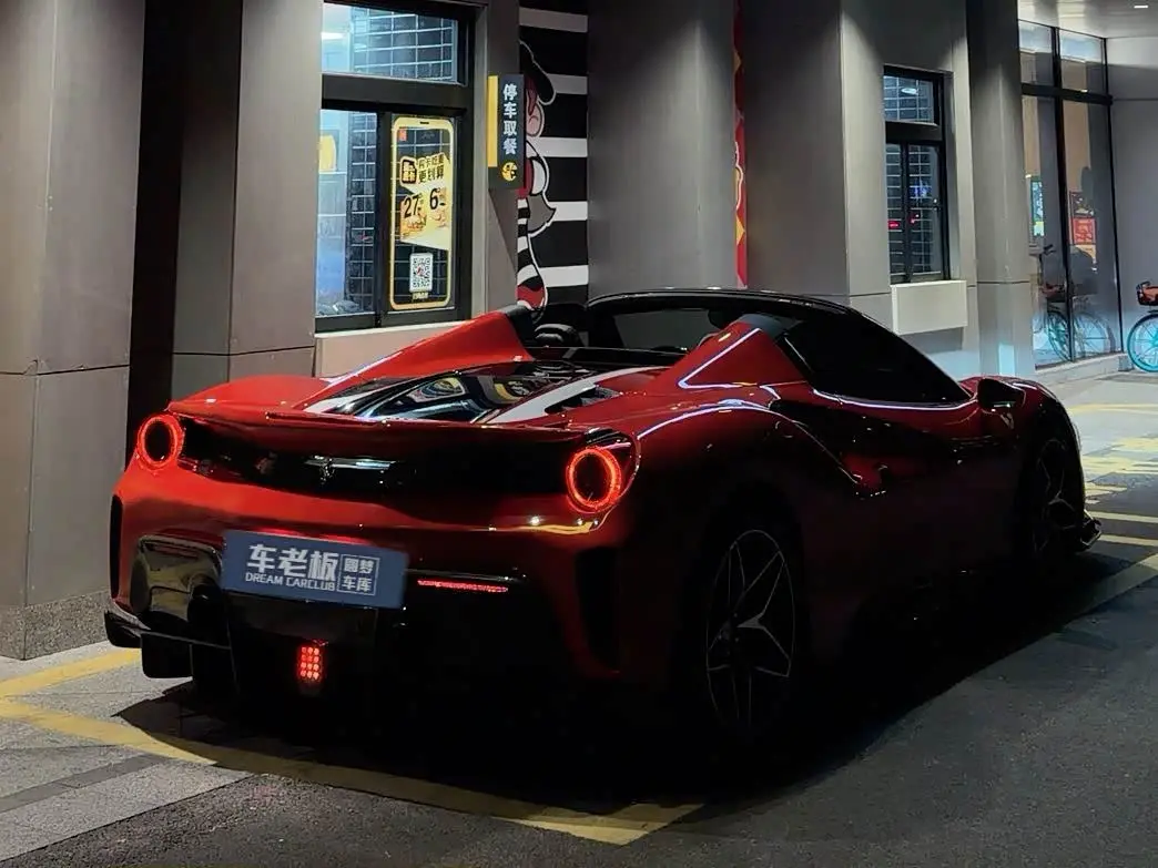 Ferrari 488 2018 — Фото 15/20