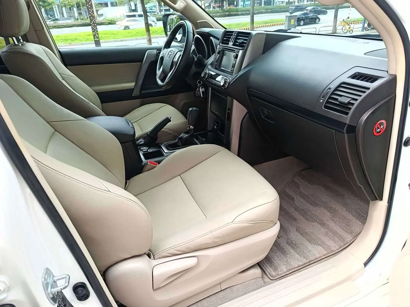 Toyota Prado 2010 — Şəkil 11/17