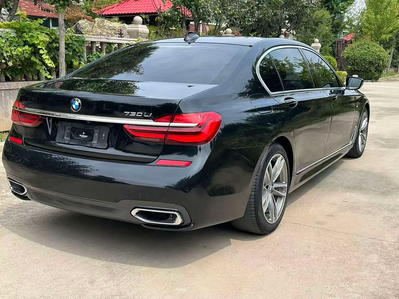 BMW 7 Series 2019 — ფოტო 4/16