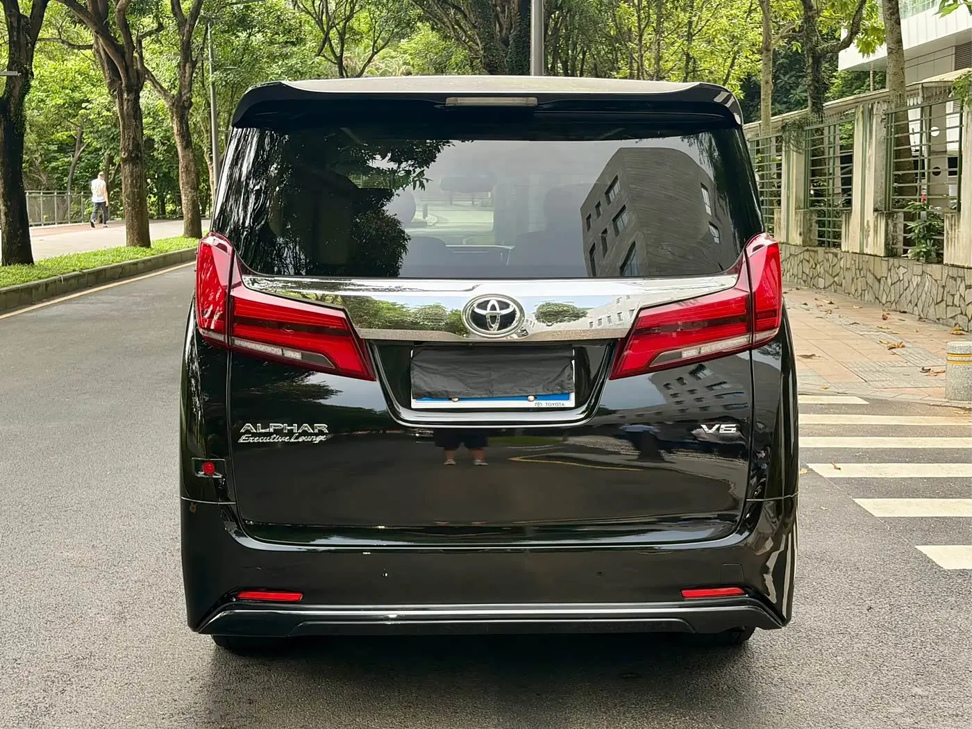 Toyota Alphard 2019 — Şəkil 20/20