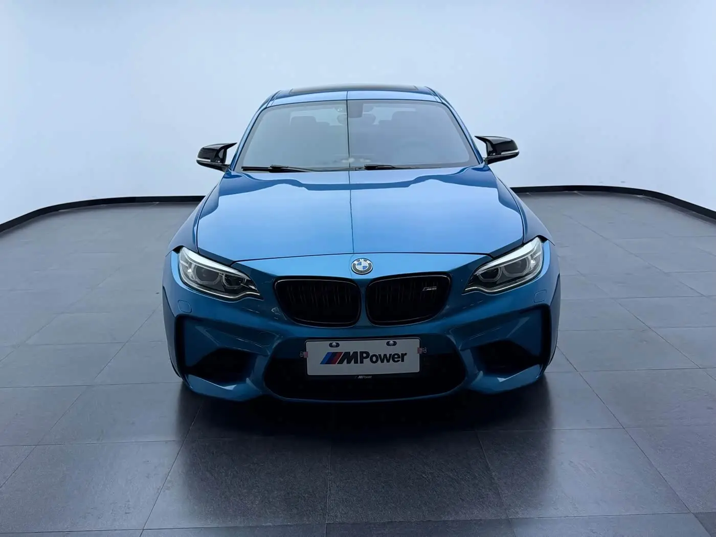 BMW M2 2017 — Photo 2/18