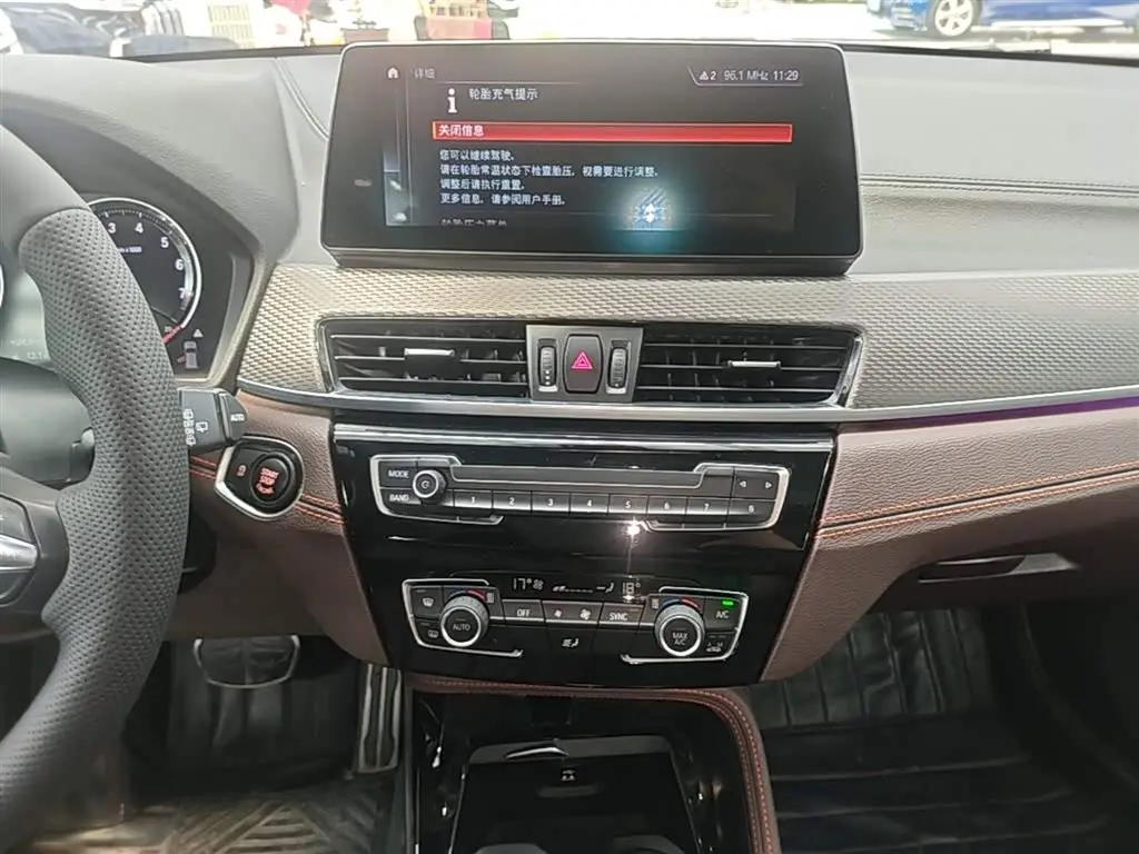 BMW X2 2022 — Фото 9/20