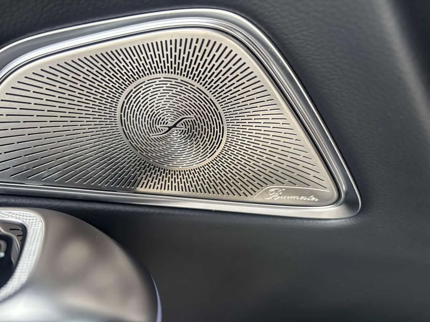 Mercedes-Benz E-Class 2026 — Photo 12/20