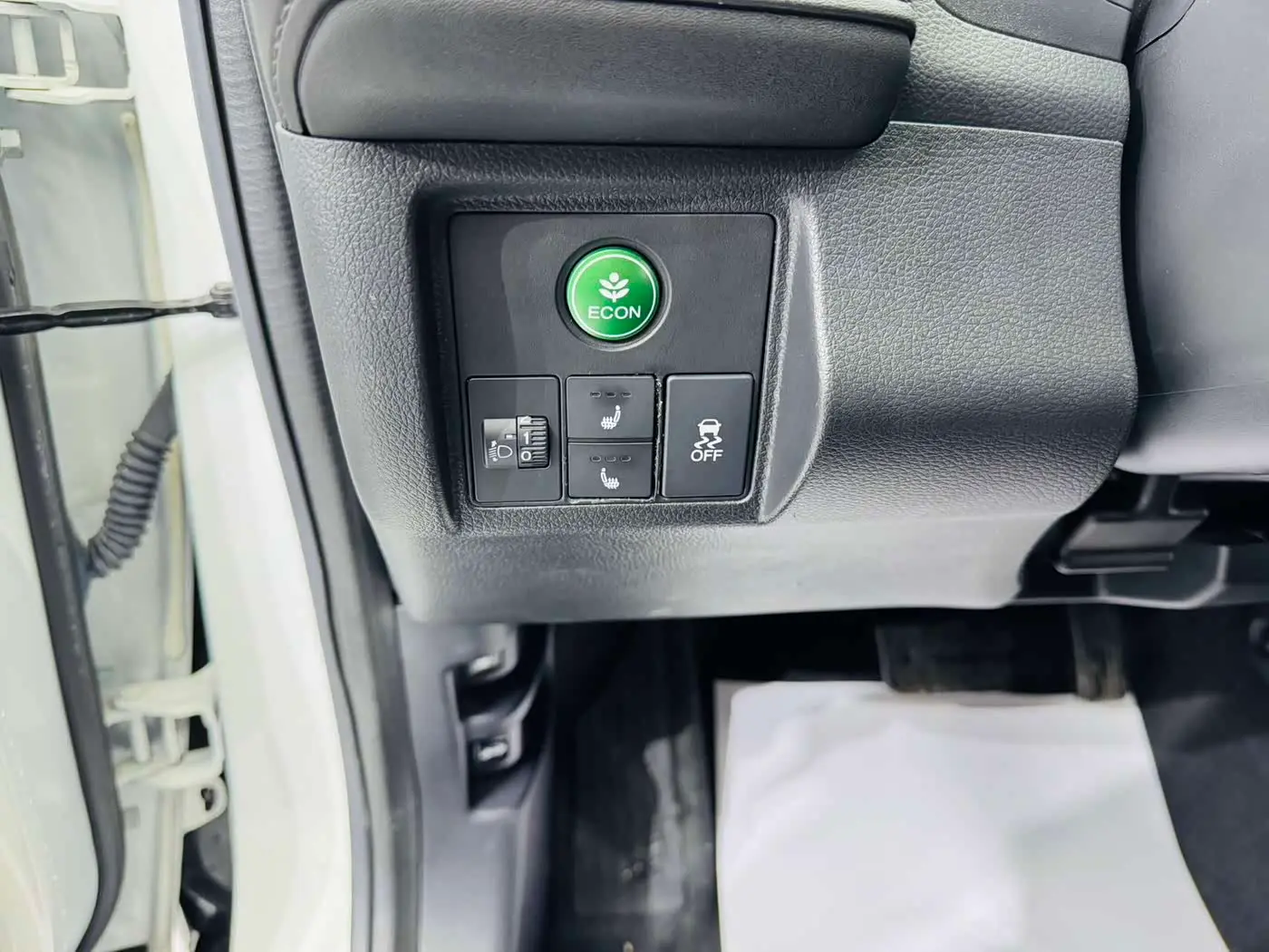 Honda Vezel 2022 — Photo 9/15