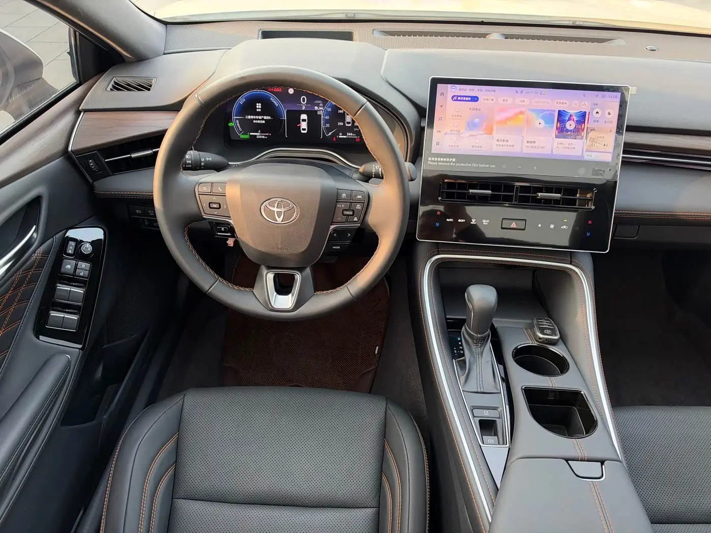 Toyota Avalon 2025 — Фото 16/20