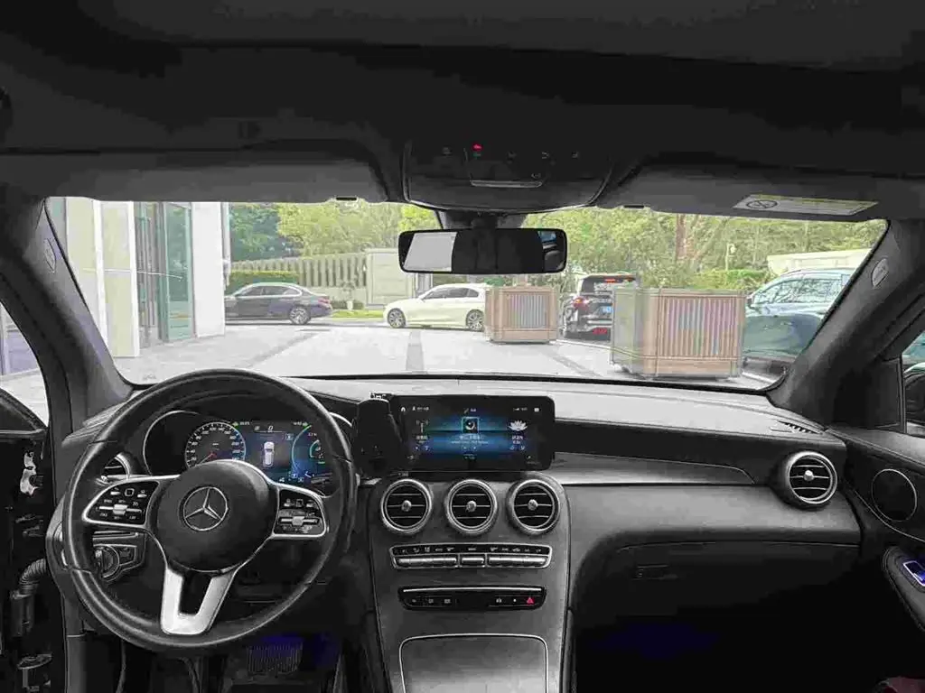 Mercedes-Benz GLC 2020 — Фото 8/8