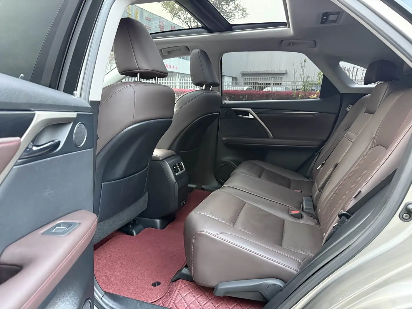 Lexus RX 2020 — Photo 5/18