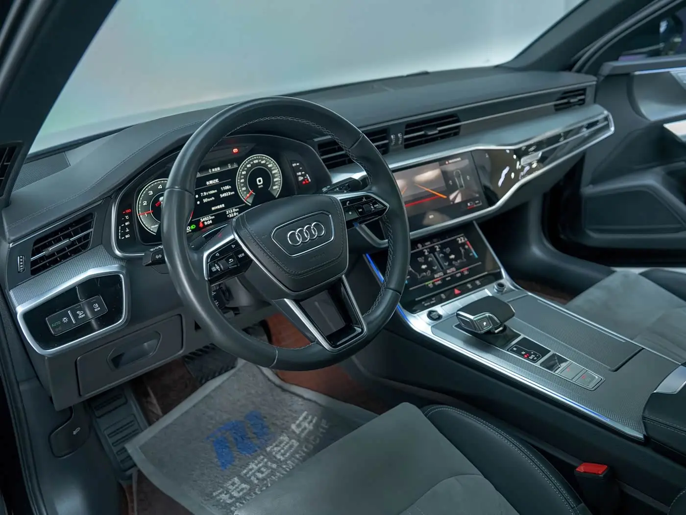Audi A6L 2023 — Photo 9/13