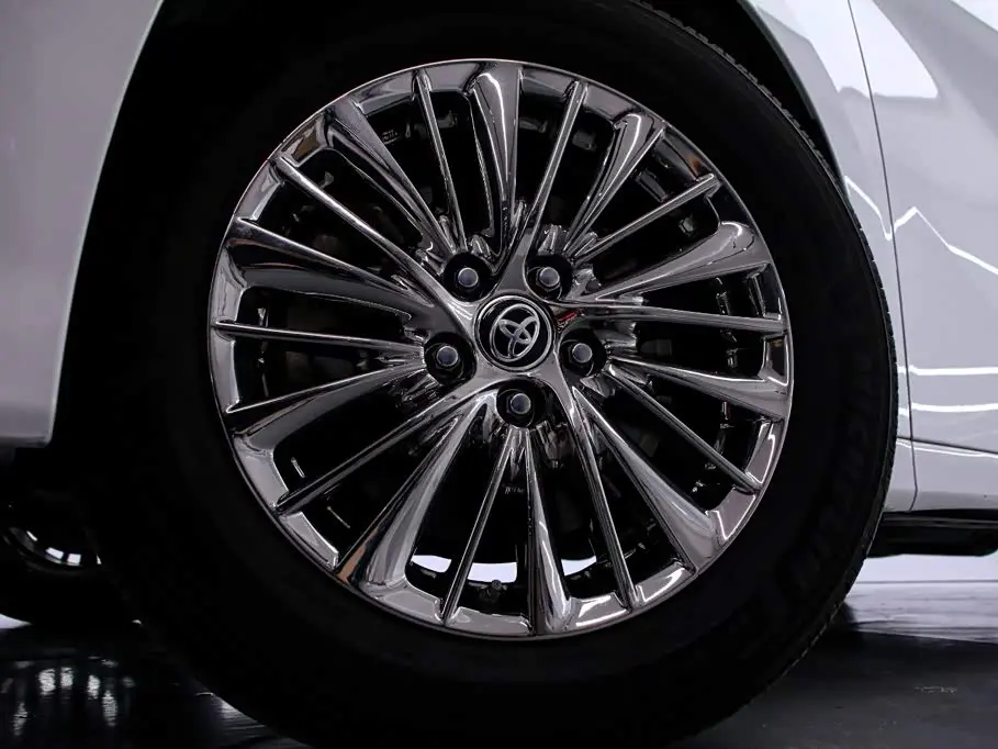 Toyota Vellfire 2020 — Photo 20/20