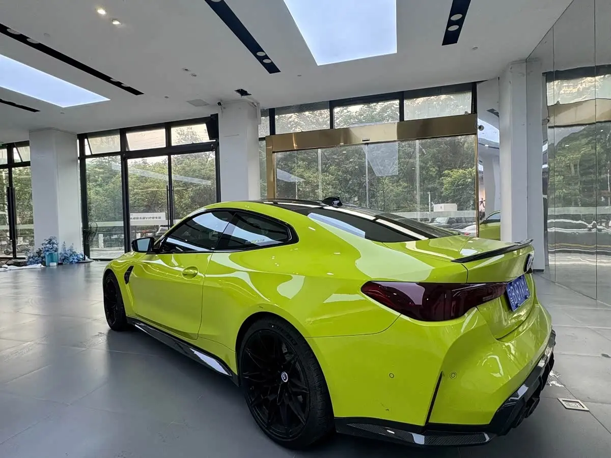 BMW M4 2023 — Photo 4/9