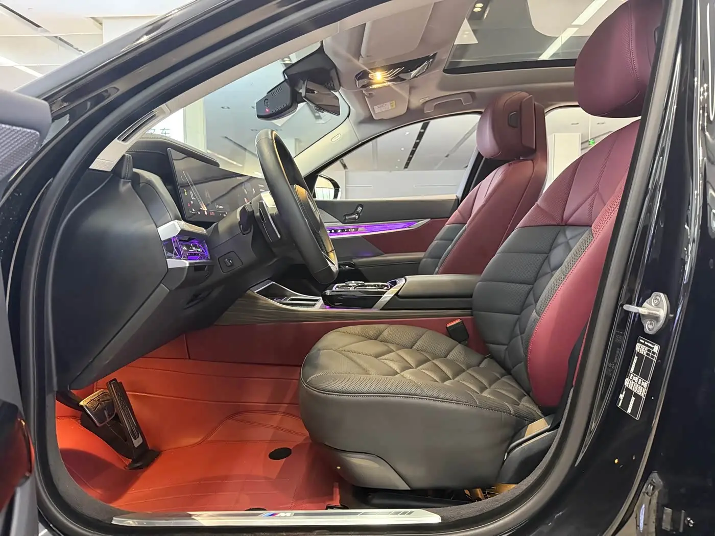 BMW 7 Series 2025 — Şəkil 6/19