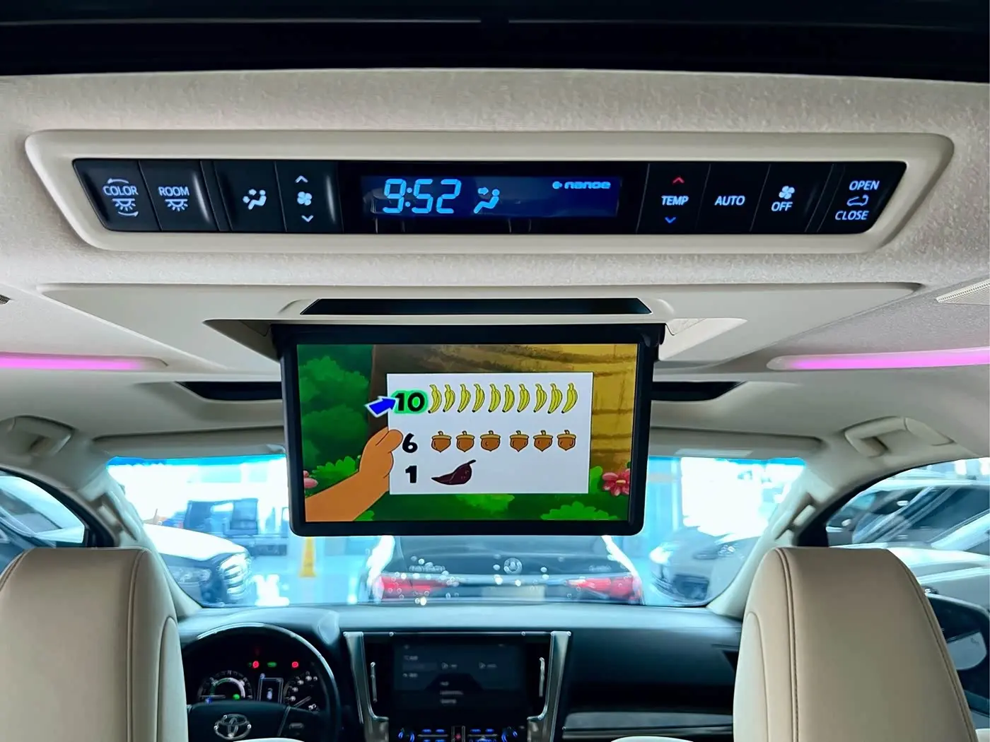 Toyota Alphard 2021 — ფოტო 18/20