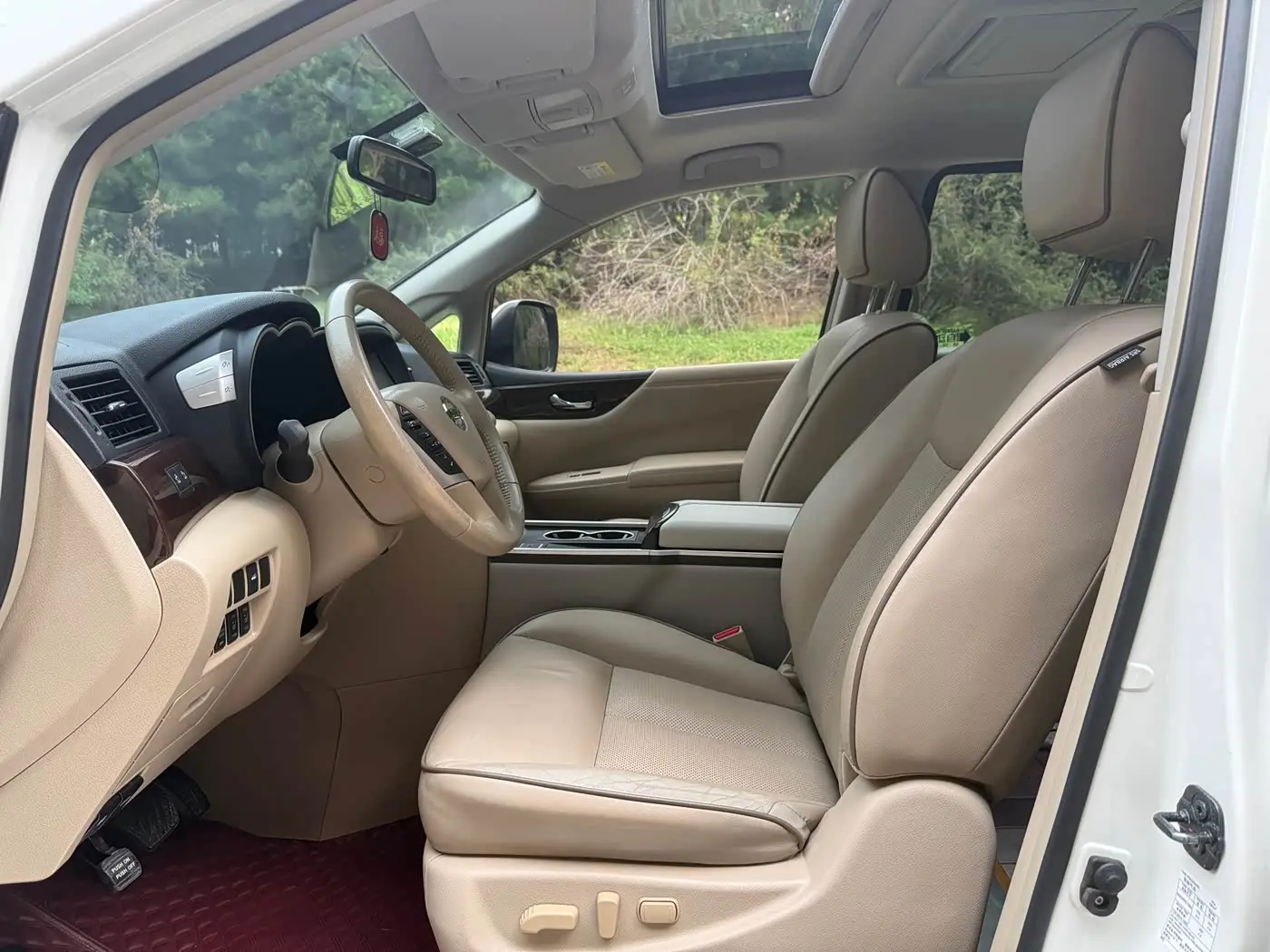 Nissan Quest 2018 — Şəkil 8/11